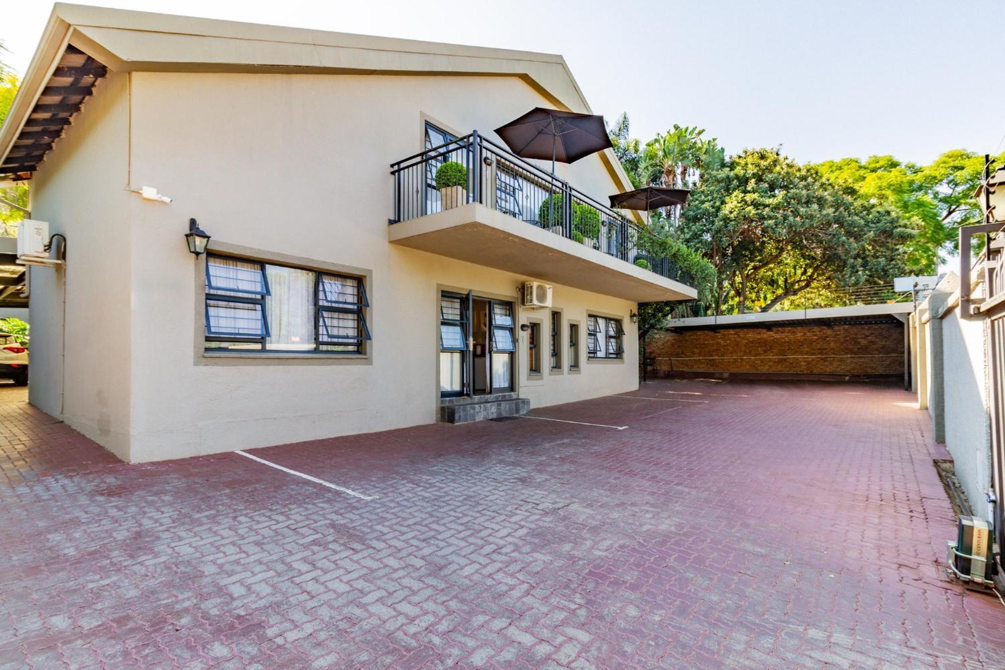 Pumleni Guesthouse Hartbeespoort Zewnętrze zdjęcie