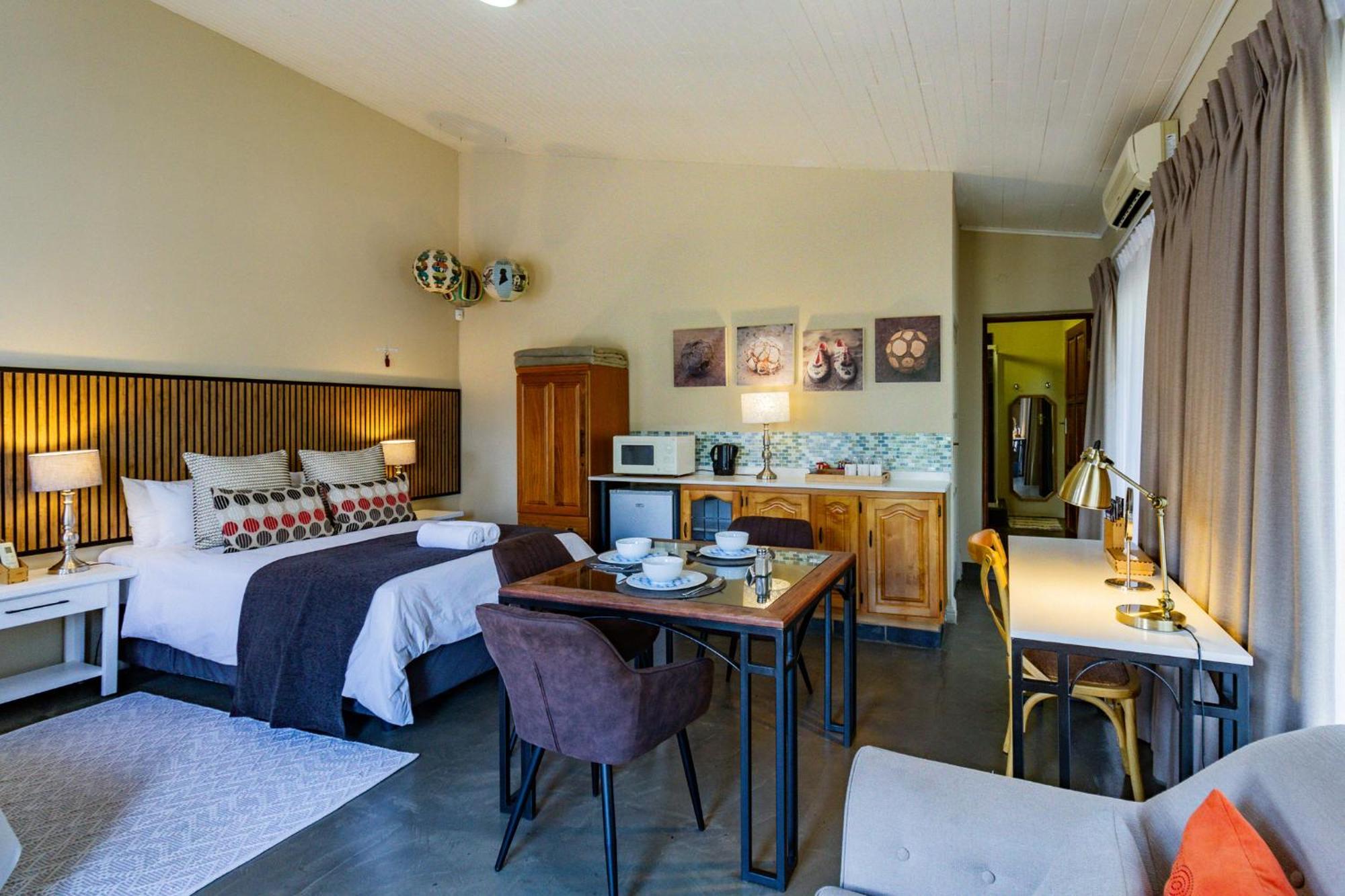 Pumleni Guesthouse Hartbeespoort Zewnętrze zdjęcie