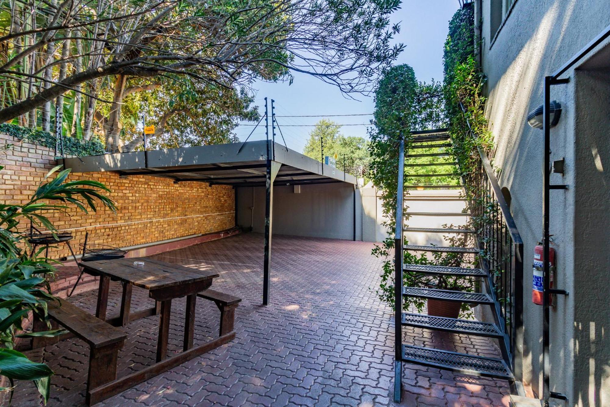 Pumleni Guesthouse Hartbeespoort Zewnętrze zdjęcie