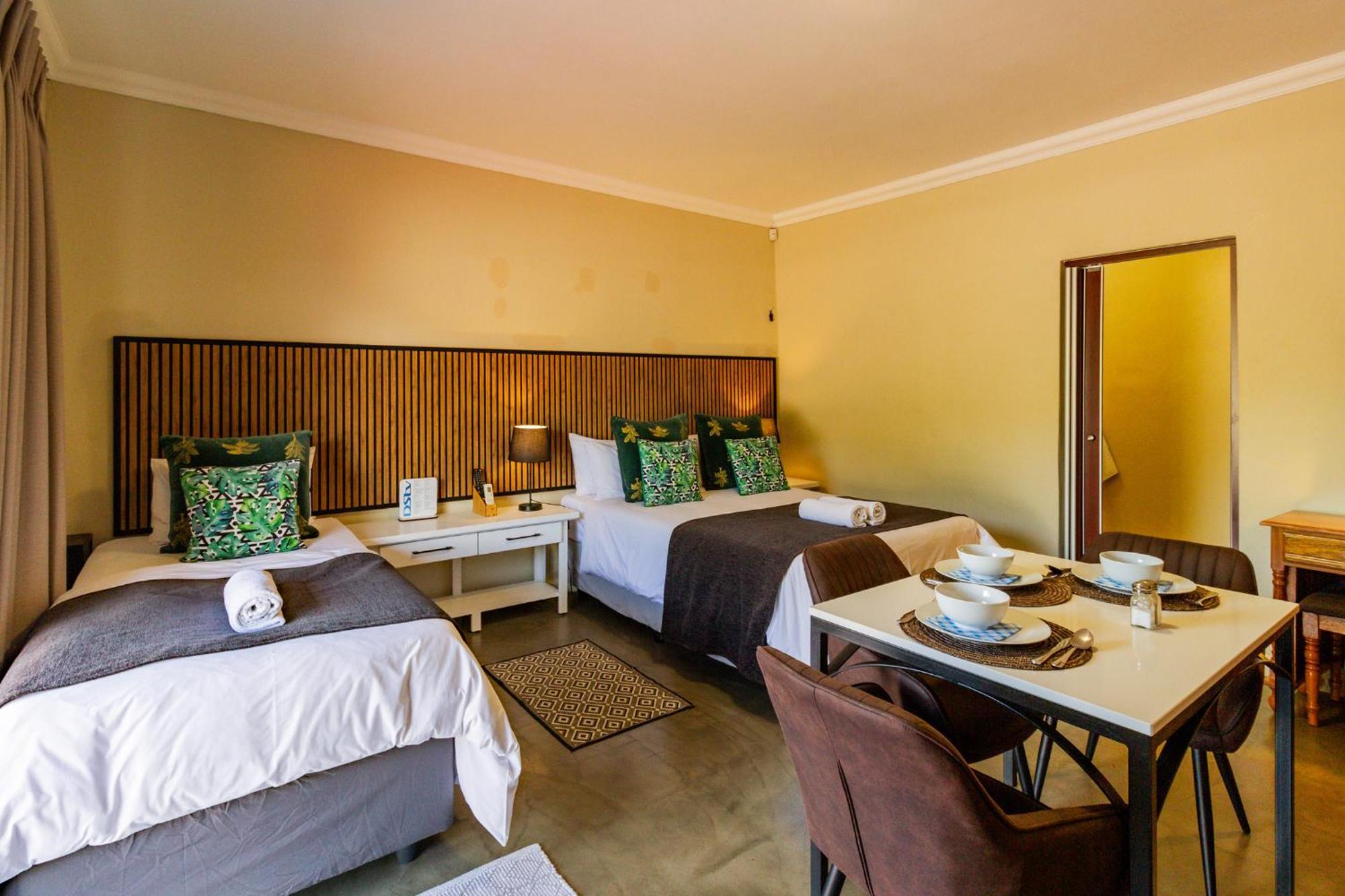 Pumleni Guesthouse Hartbeespoort Zewnętrze zdjęcie