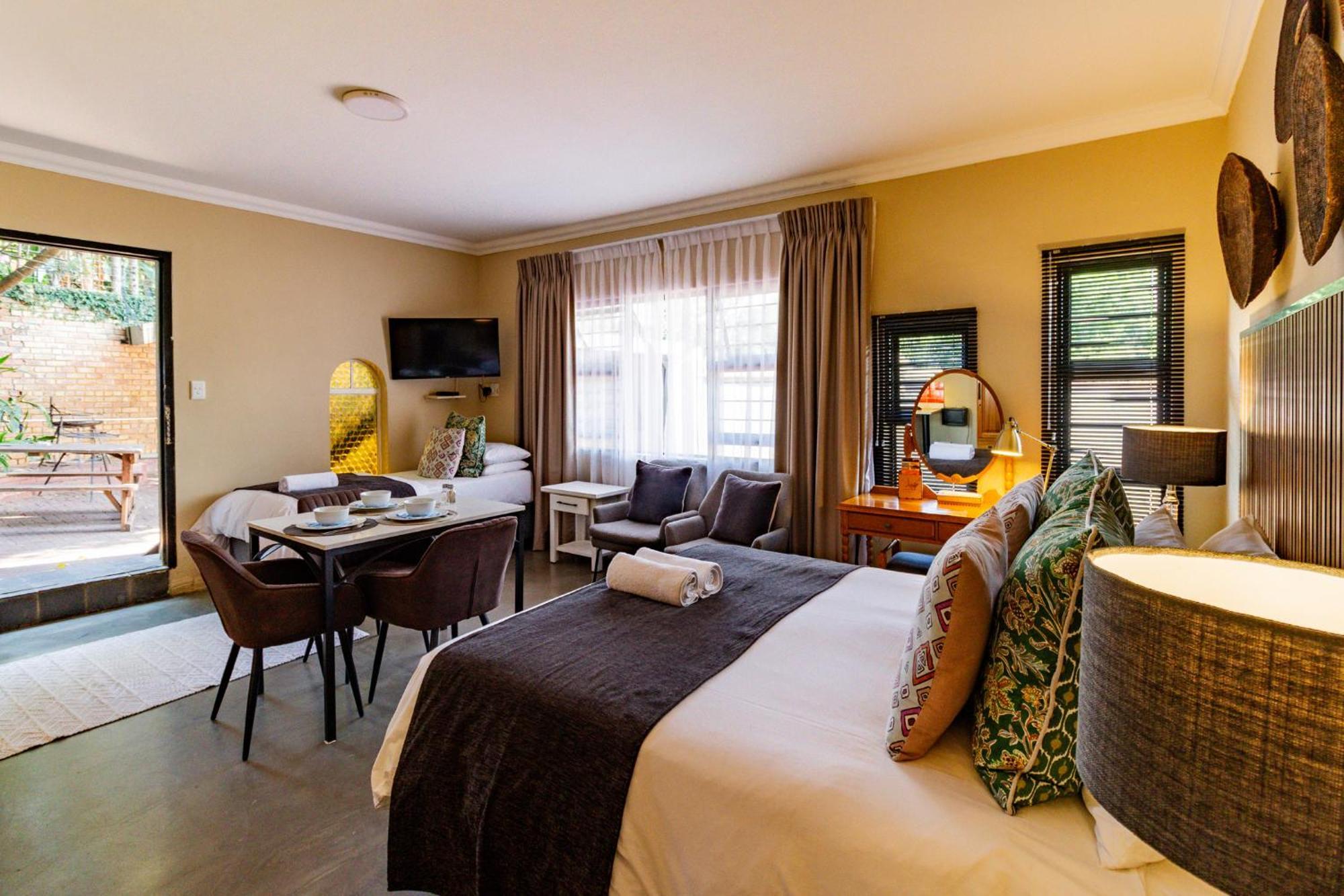 Pumleni Guesthouse Hartbeespoort Zewnętrze zdjęcie