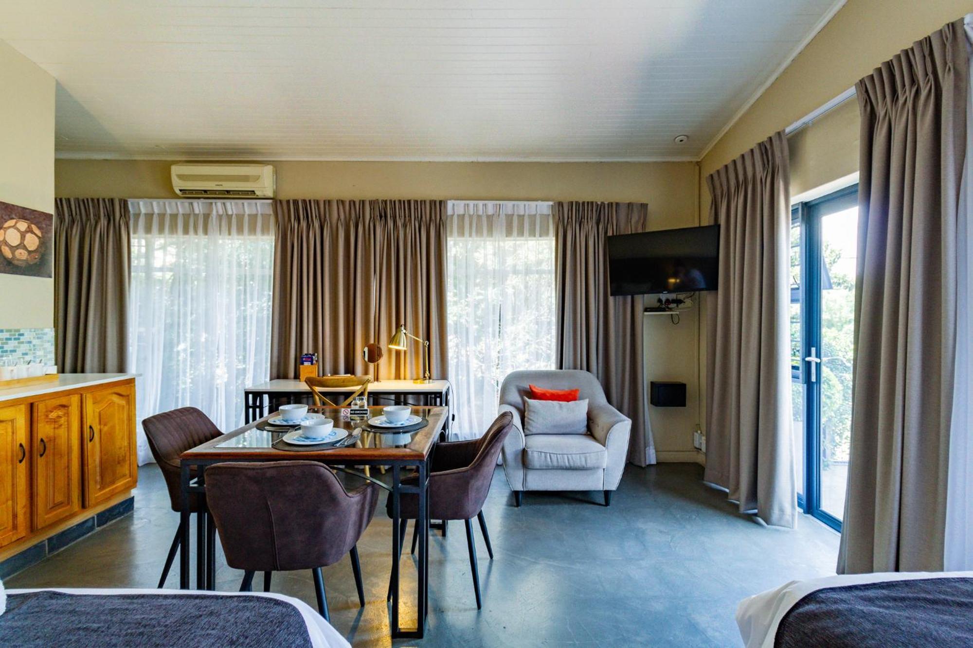Pumleni Guesthouse Hartbeespoort Zewnętrze zdjęcie